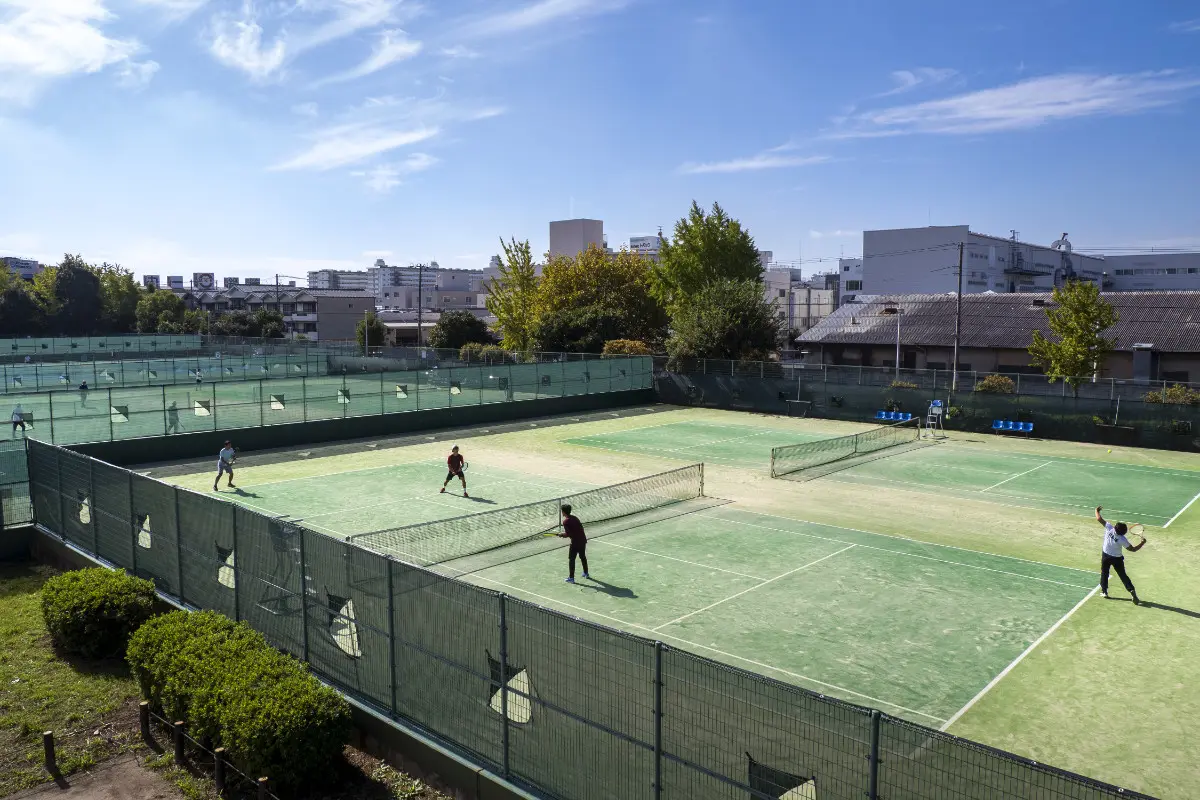 忍頂寺スポーツ公園 テニスコート 写真 1